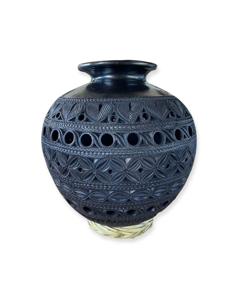 Black Clay Carved Pot