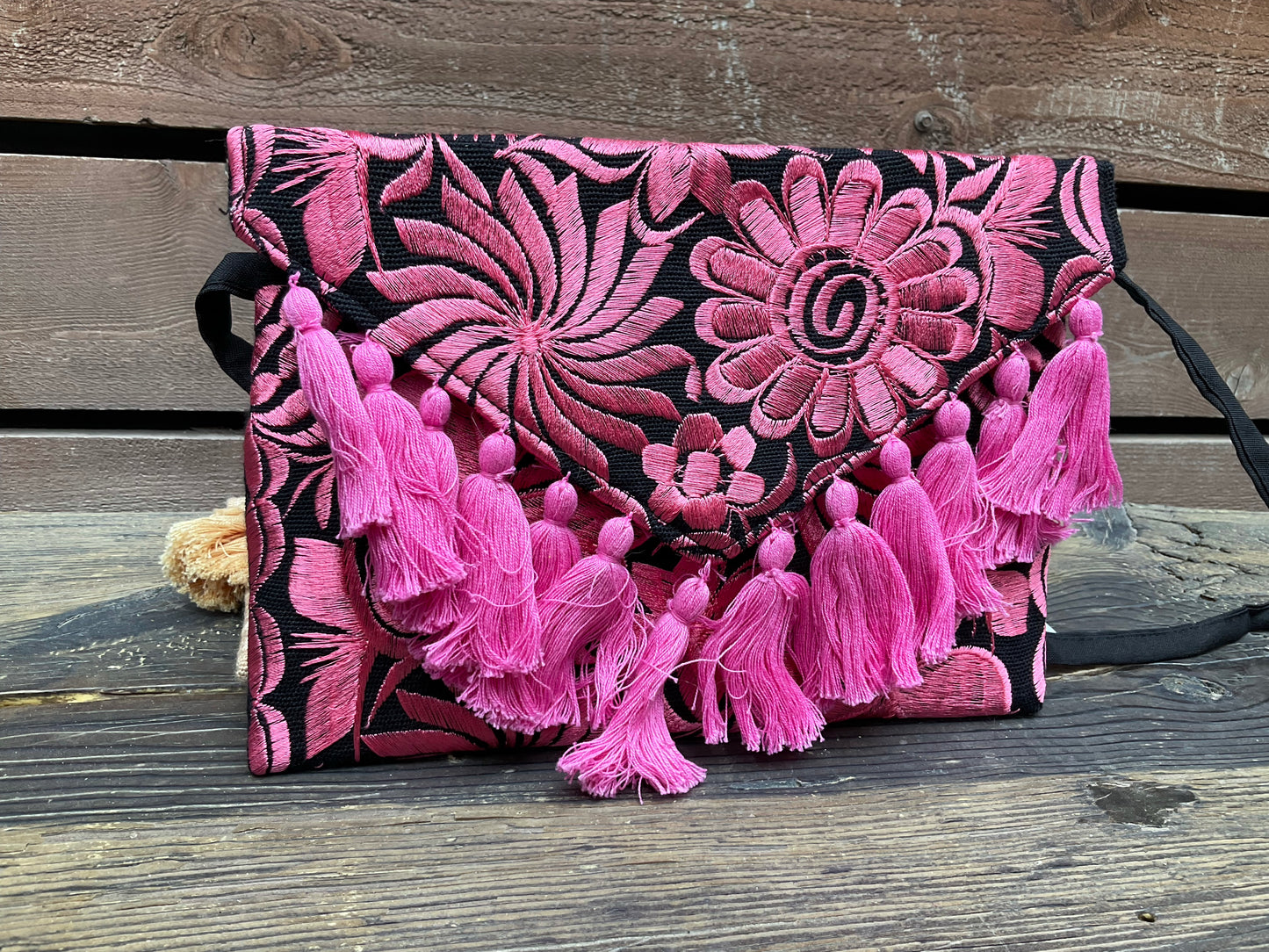 Rosa Clutch